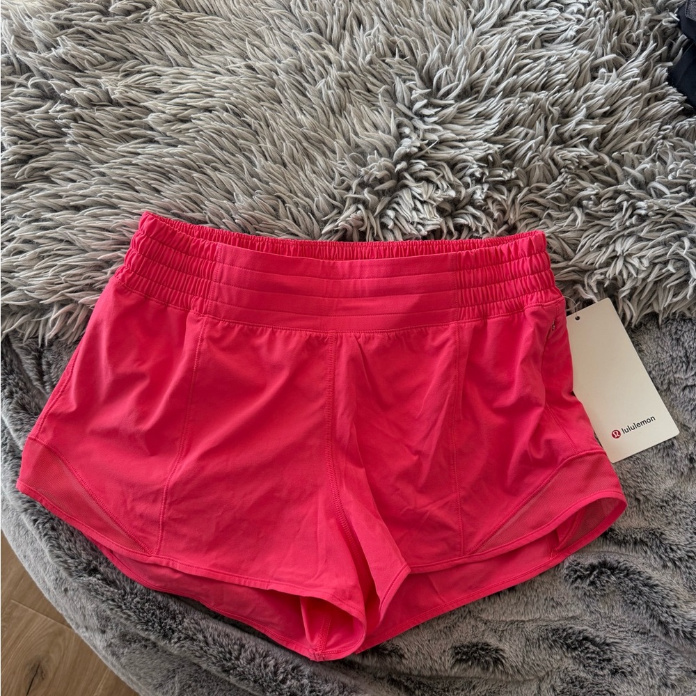 NEW Lululemon Hotty Hot HR Short 2.5” Size 8 💋 Lip Gloss (LIPG) Pink with tags